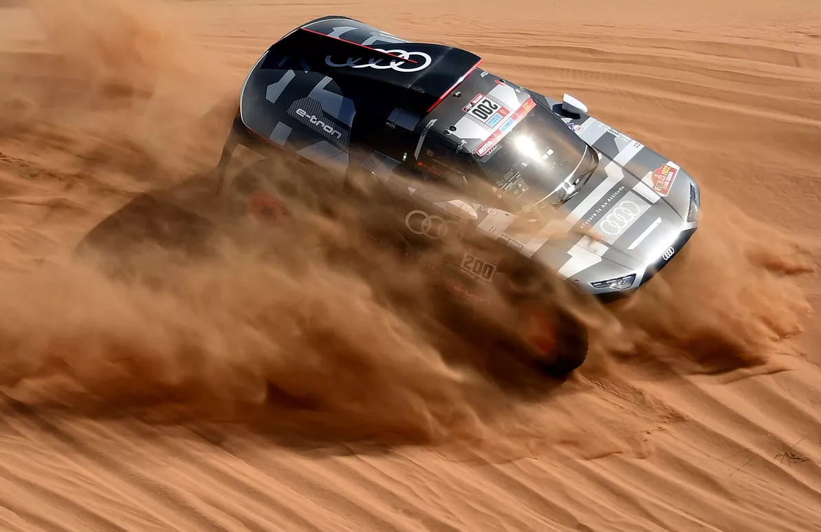 Stéphane Peterhansel en action avec Audi. FRANCK FIFE / AFP