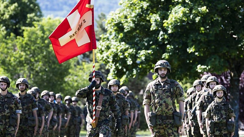Le Bataillon Hôpital 2 a participé à la mobilisation de l'armée. (Archives) KEYSTONE/JEAN-CHRISTOPHE BOTT