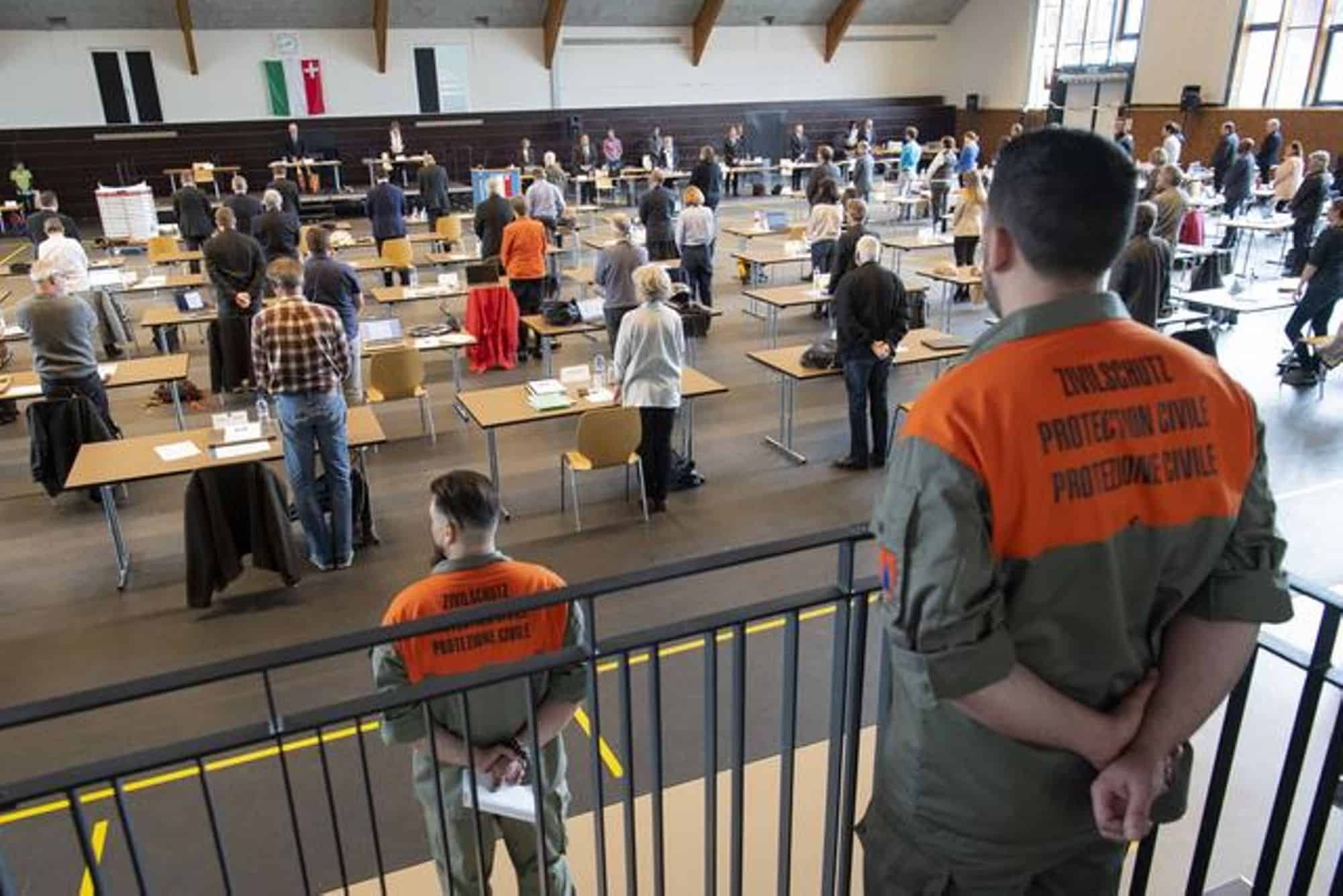 La Protection civile a été très active durant la pandémie (ici lors d’une séance du Grand Conseil du canton de Neuchâtel). KEYSTONE