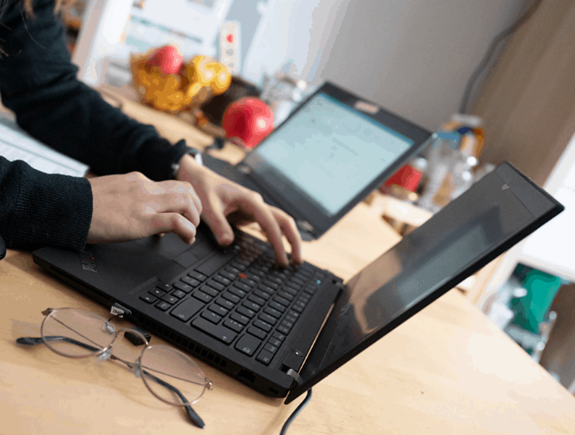 Le modèle d'affaires de QoQa, qui met en ligne des offres à prix cassé pendant 24 heures, ne justifie pas le travail de nuit. Keystone/archives